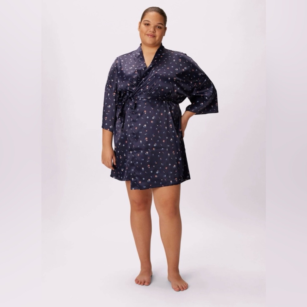 Luxe Satin Robe -Midnight Bloom - L